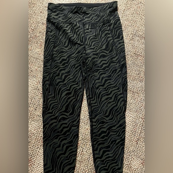 Sweaty Betty leggings ! size medium - Picture 1 of 4